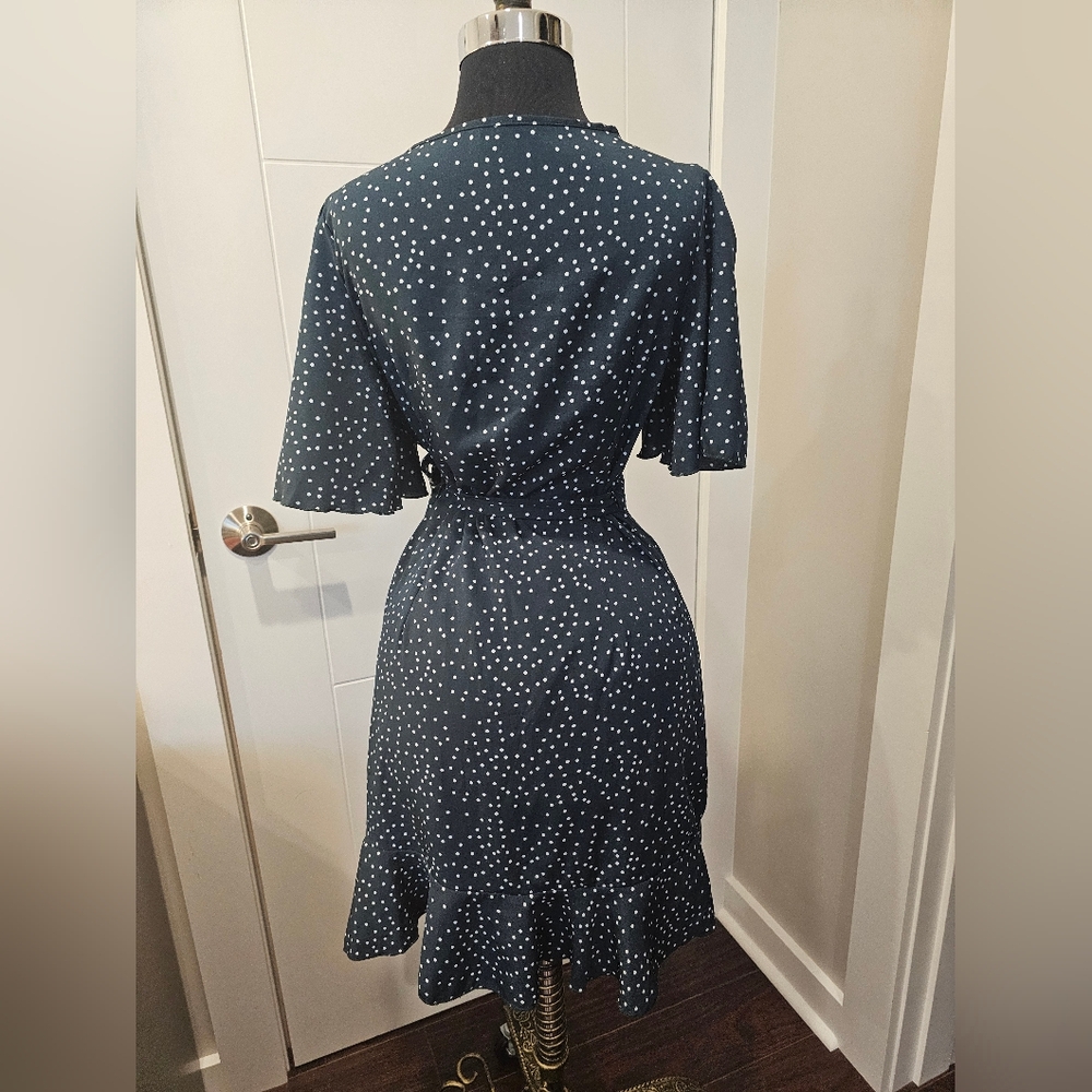 NWOT Shein Ruffle Hem Polka Dots Wrap Dress, Green, S - Picture 4 of 6